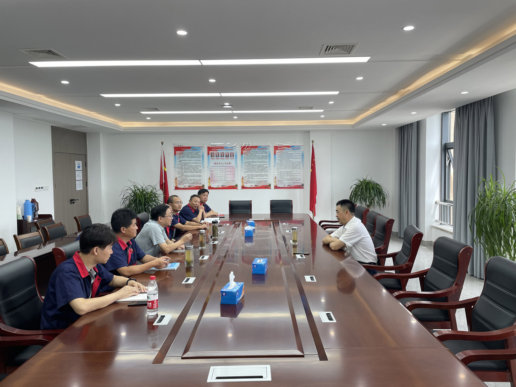 集團公司黨委委員、總工程師周俊到公司調研 